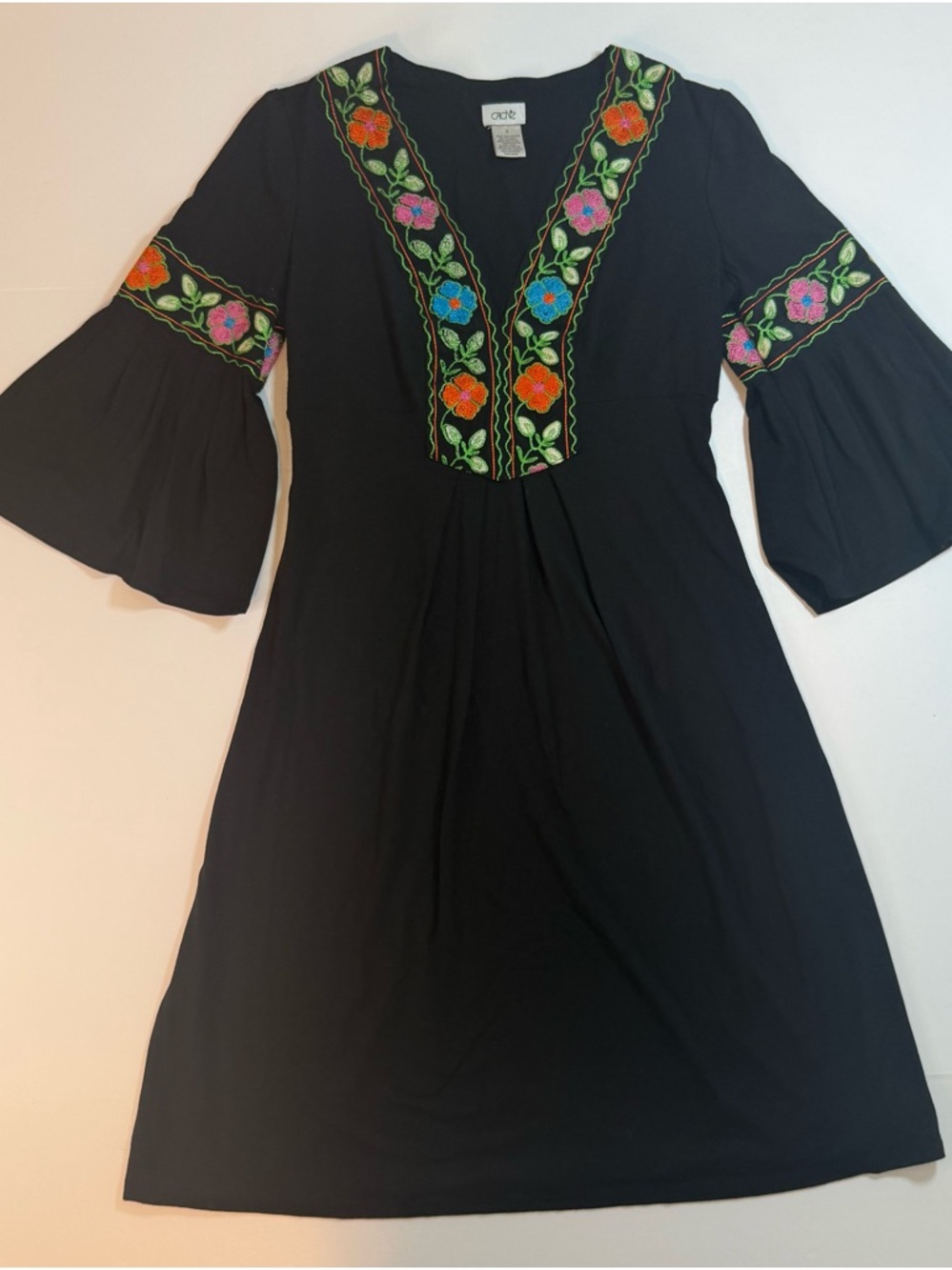 Cache Women's Sz Sm Embroidered Floral Dress Bell Sleeves Stretch Whimsigoth Y2K